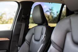 2022 Volvo
                XC90 B5 Momentum