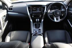 2024 Mitsubishi Pajero Sport Exceed
