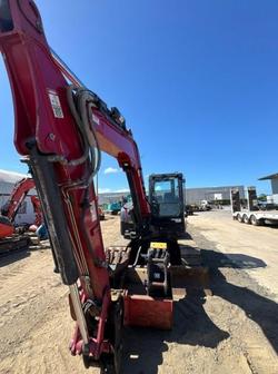 2022 Yanmar Sv100 Red