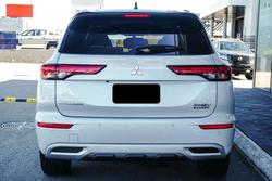 2025 Mitsubishi Outlander PHEV Exceed Tourer