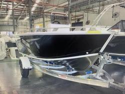 2024 Stacer 529 Outlaw Centre Console