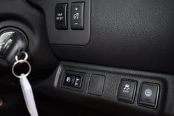 2024 Nissan Navara ST