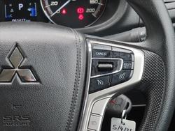 2020 Mitsubishi
Triton GLX