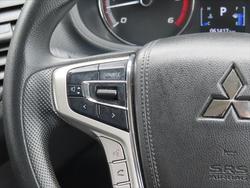 2020 Mitsubishi
Triton GLX