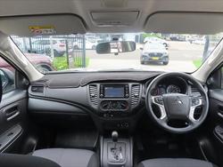 2020 Mitsubishi
Triton GLX