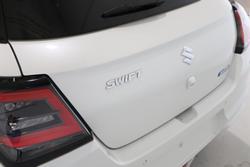 2025 Suzuki
                Swift Hybrid Plus