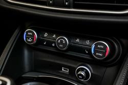 2023 Alfa Romeo Stelvio Veloce