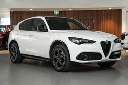 2023 Alfa Romeo Stelvio Veloce