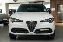 2023 Alfa Romeo Stelvio Veloce
