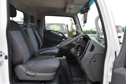 2025 HYUNDAI EX4 MWB WHITE