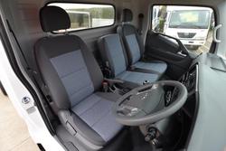 2025 HYUNDAI EX4 MWB WHITE