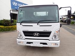 2025 HYUNDAI EX4 MWB WHITE