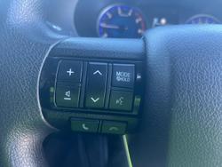 2019 Toyota Hilux SR