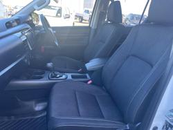 2019 Toyota Hilux SR