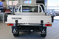 2021 Mitsubishi Triton GLX ADAS