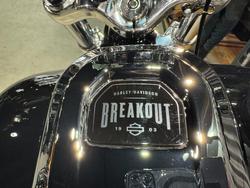 2025 Harley-davidson FXBR BREAKOUT (117) Vivid Black