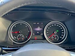2023 Volkswagen
                Multivan TDI340 Comfortline Premium