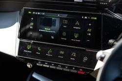 2025 Peugeot 408 GT Premium Hybrid