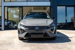 2025 Peugeot 408 GT Premium Hybrid
