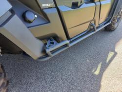 2024 Can-Am Defender HD10 DPS PRO Defender Yellow