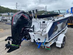 2025 QUINTREX 520 Cruiseabout Pro