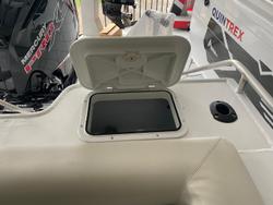 2025 QUINTREX 520 Cruiseabout Pro