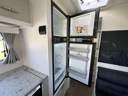 2025 Supreme 1760_C_K2e3_S Territory 17'6