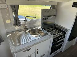 2025 Supreme 1760_C_K2e3_S Territory 17'6