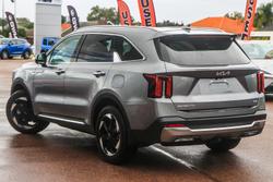 2025 Kia
Sorento HEV GT-Line