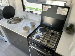2024 Windsor Daintree 2 Berth