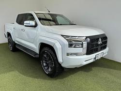 2024 Mitsubishi
Triton GLS
