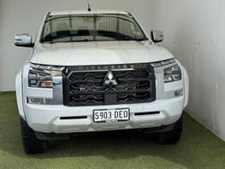 2024 Mitsubishi
Triton GLS