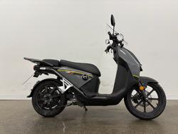Super Soco CPX