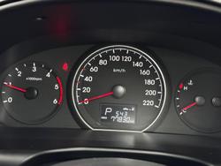 2019 Hyundai
                iLoad 