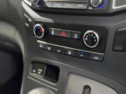 2019 Hyundai
                iLoad 