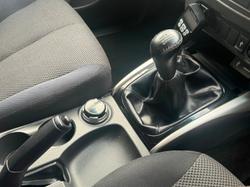 2017 Mitsubishi
Triton GLS