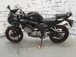 2011 Suzuki SV650SU LAMS SV Black