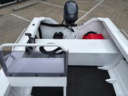 2025 QUINTREX 420 Explorer