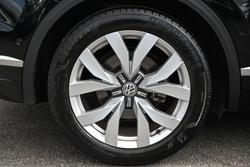 2020 Volkswagen
                Touareg 190TDI Premium