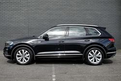 2020 Volkswagen
                Touareg 190TDI Premium