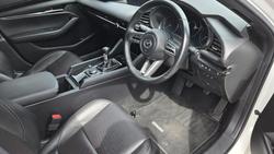 2022 Mazda 3 G20 Touring