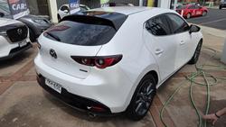 2022 Mazda 3 G20 Touring