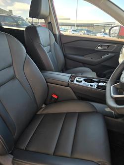2024 Nissan
X-TRAIL Ti e-POWER