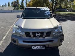 2009 Nissan
X-TRAIL ST
