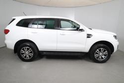 2022 Ford
Everest Trend