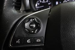 2020 Mitsubishi
                Outlander ES