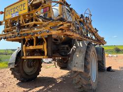 Rogator 1300A Self Propelled Sprayer