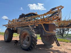 Rogator
1300A Self Propelled Sprayer