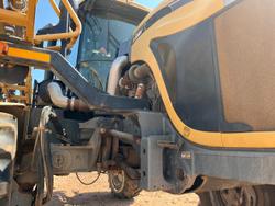 Rogator
1300A Self Propelled Sprayer
