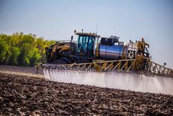 Rogator
1300A Self Propelled Sprayer